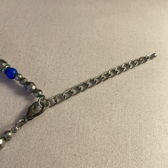 NWOT - EsMar Silvertone Sapphire Blue Crystal Necklace & Matching Earrings - Picture 10 of 12